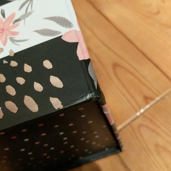 Decorative Storage Box Stripe Flowers (8) - Picture 3 of 4